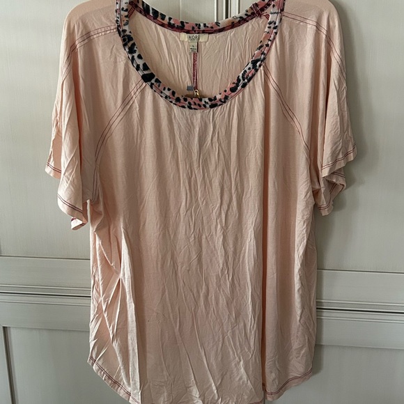 Kori Soft Peach Top with Leopard Accent - Picture 1 of 6